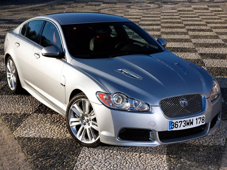  Jaguar XFR 2009 года  (фото 4 из 141)